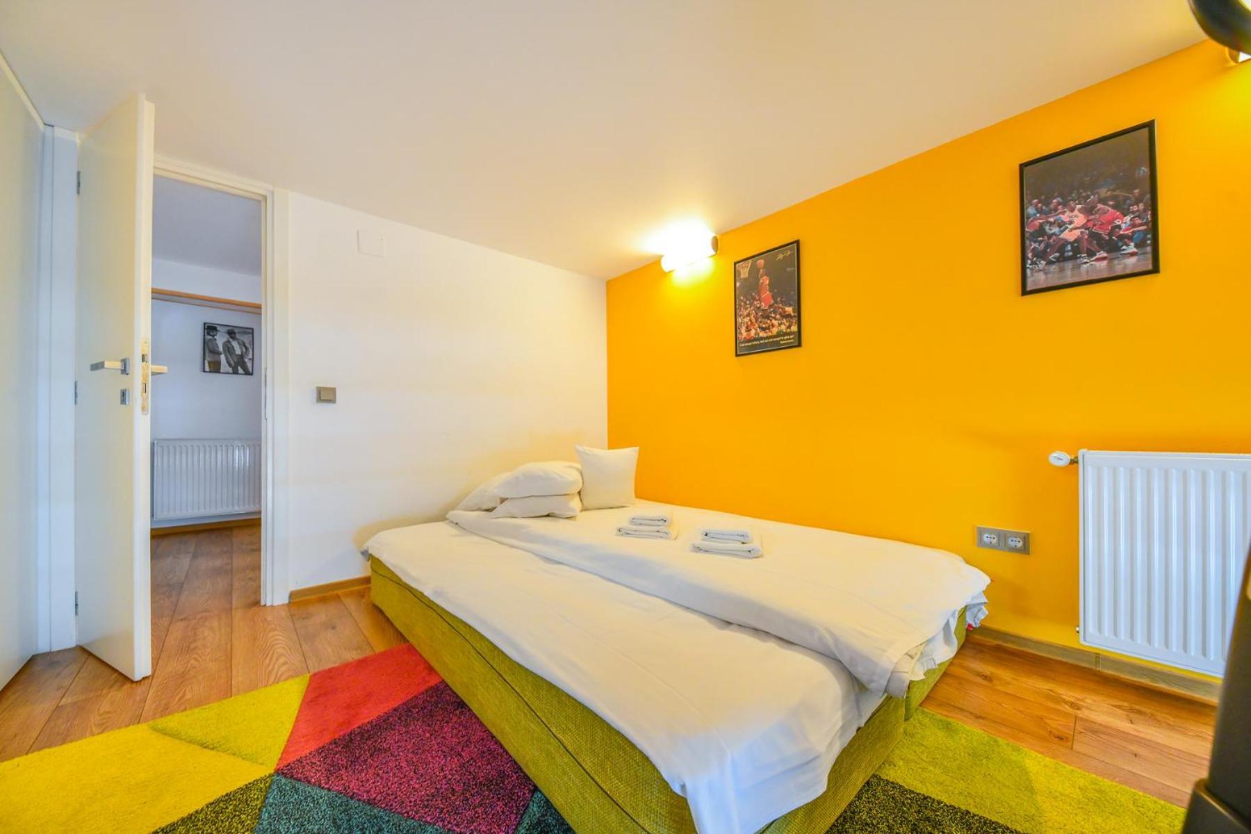 The Movie Apartment Κλουζ-Ναπόκα Εξωτερικό φωτογραφία