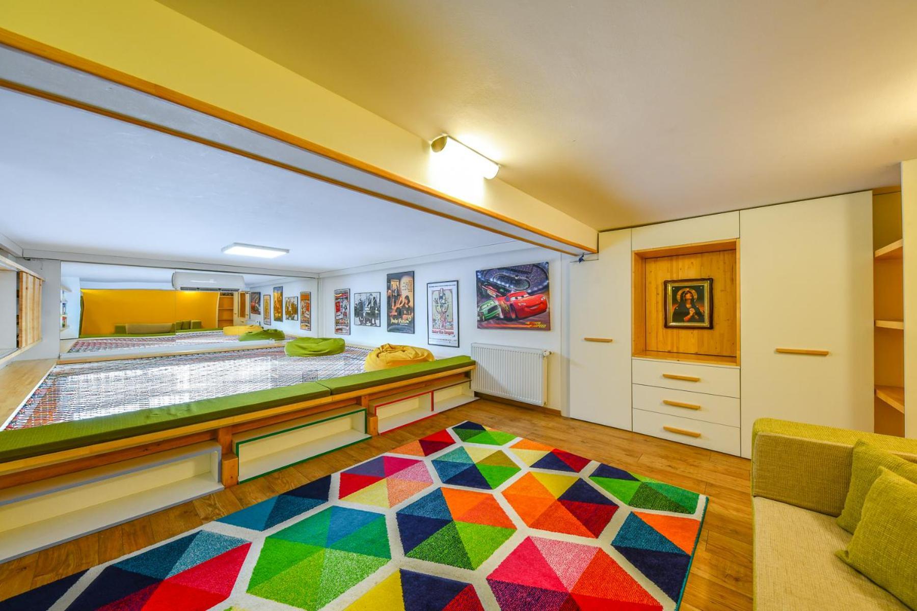 The Movie Apartment Κλουζ-Ναπόκα Εξωτερικό φωτογραφία