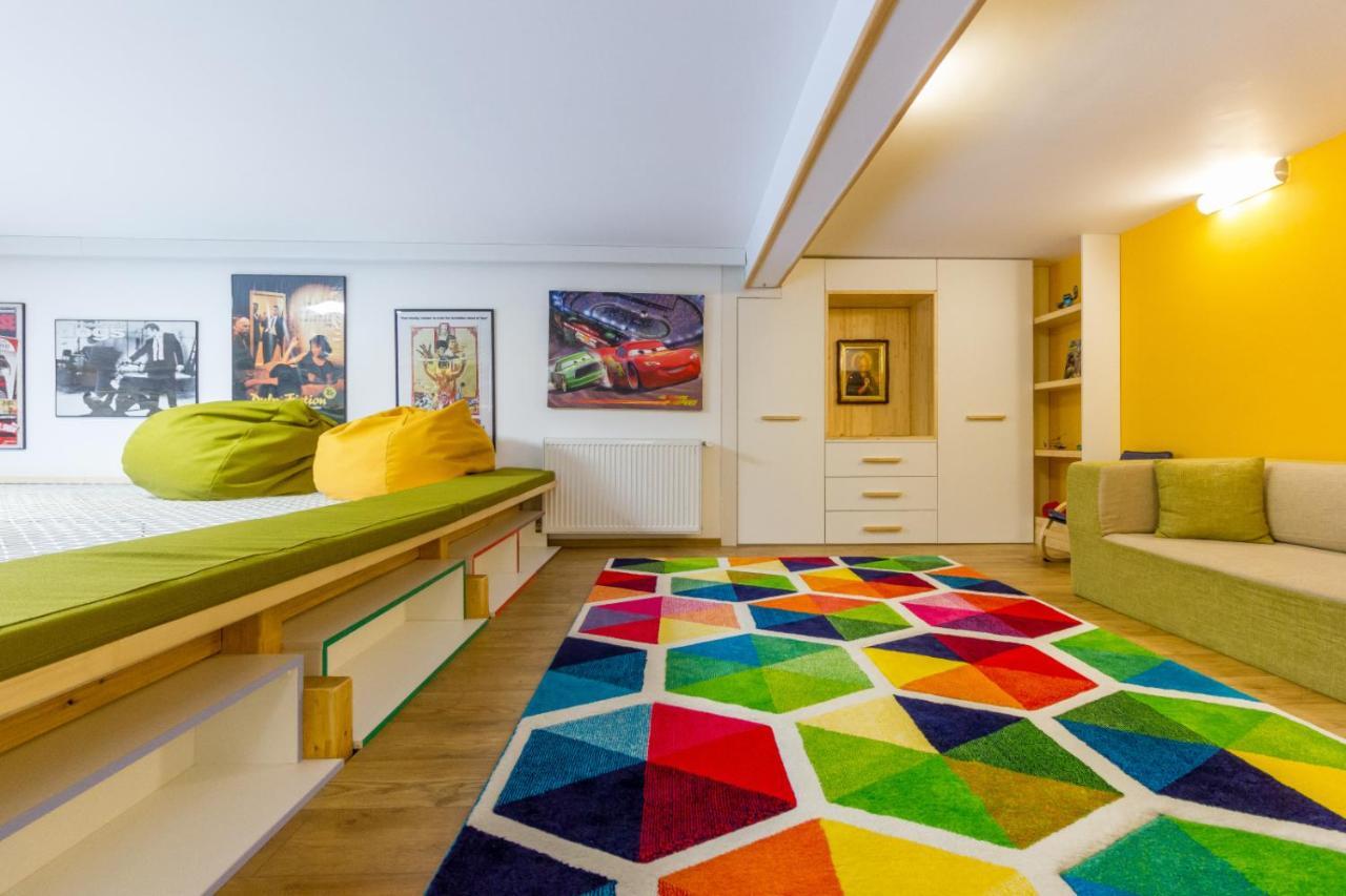 The Movie Apartment Κλουζ-Ναπόκα Εξωτερικό φωτογραφία